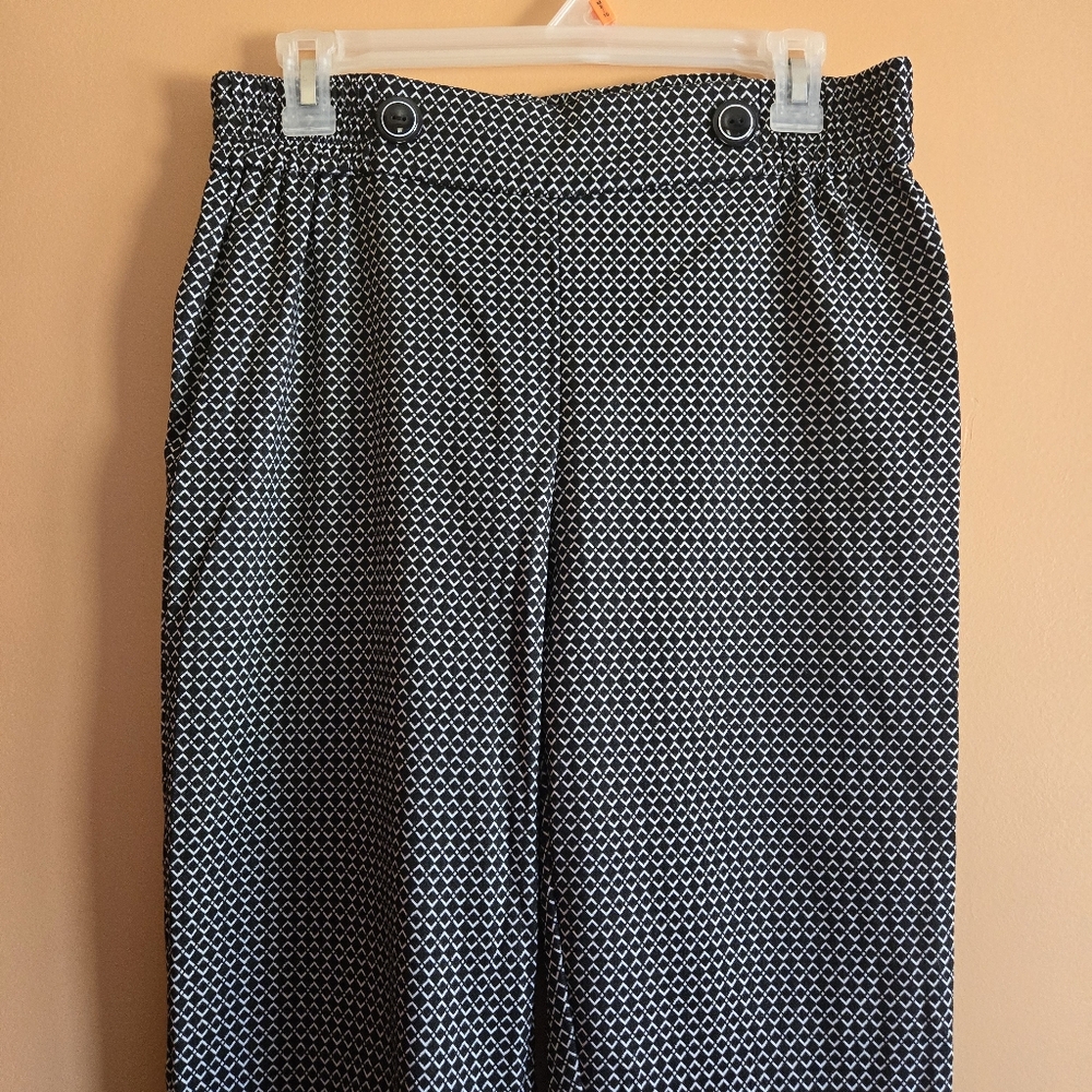 Ophelia Roe NWT Geometric Pattern Pants